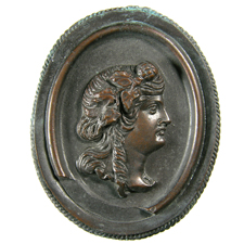 Cameo. Maenad head