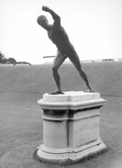 Photo of statue 'Gladiator'