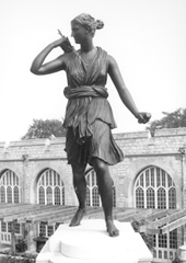 Photo of statue Artemis